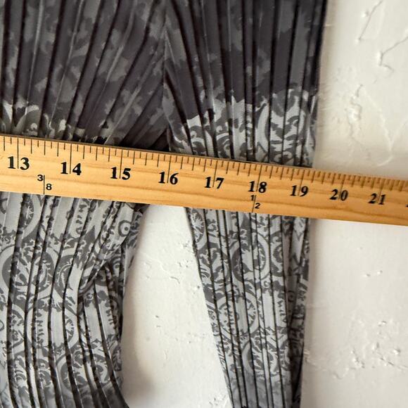 APT. 9 Petite PL Sheer Ruffle Blouse Pleated Gray Black Y2K Grunge Whimsigoth - Picture 6 of 7